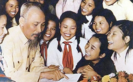 Tư tưởng Hồ Chí Minh về chăm lo, đào tạo, bồi dưỡng, phát huy vai trò của thanh niên và sự vận dụng trong sự nghiệp đổi mới hiện nay