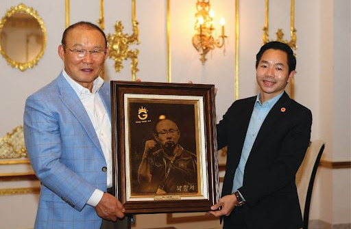 Món quà đặc biệt với HLV Park Hang Seo trước khi rời Việt Nam