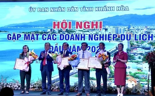 Khánh Hòa: Gặp mặt doanh nghiệp tháo gỡ khó khăn phục hồi hoạt động du lịch