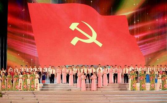 Phát huy vai trò của văn học, nghệ thuật trong công tác tư tưởng của Đảng hiện nay