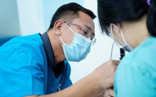 Chuyện về bác sĩ giàu lòng nhân ái Tô Quang Huy