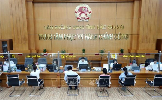 Cải cách hành chính phải được tiến hành đồng bộ, thông suốt