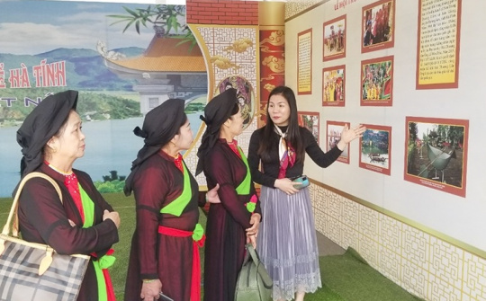 Hà Tĩnh quảng bá di sản văn hóa phi vật thể tại Festival “Về miền quan họ”