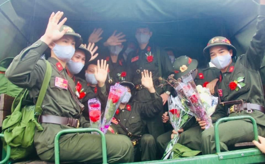 Hà Tĩnh: 1.445 thanh niên lên đường nhập quân