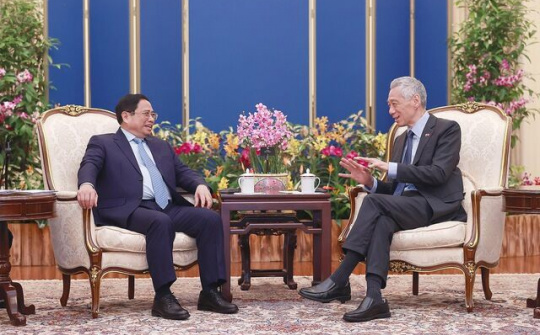 Tiếp thêm động lực mới cho hợp tác kinh tế với Singapore và Brunei