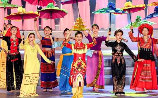 Đề cương văn hóa Việt Nam - Nền móng xây dựng nền văn hóa mới - Dân tộc, khoa học, đại chúng