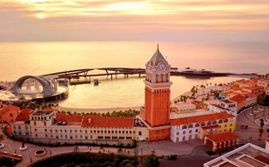 Sun Property tri ân khách hàng gói quà tặng thăng hoa giá trị sống kết hợp cùng NCB