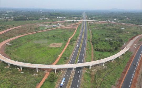 Quyết tâm đưa vào khai thác 3 dự án cao tốc dịp lễ 30/4