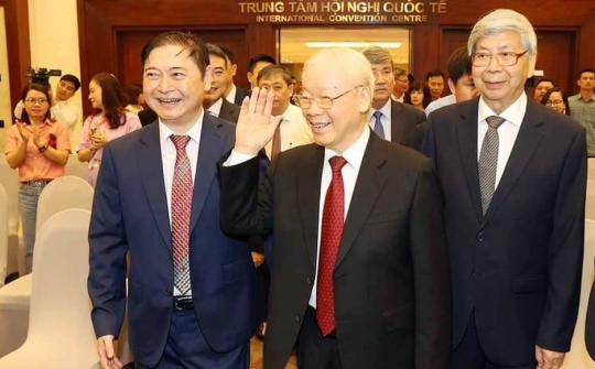 Tổng Bí thư Nguyễn Phú Trọng dự lễ kỷ niệm 60 năm Chủ tịch Hồ Chí Minh gặp mặt đội ngũ trí thức và 40 năm ngày thành lập VUSTA