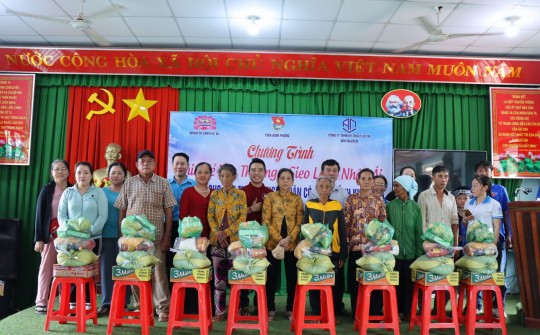 "Chia sẻ yêu thương và gieo lòng nhân ái" với người dân khó khăn Bình Phước