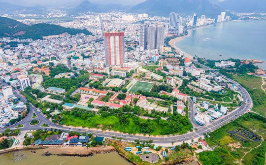 Xây dựng và phát triển tỉnh Khánh Hòa trở thành thành phố trực thuộc Trung ương