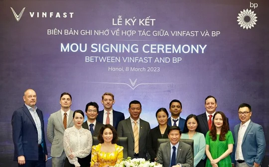 VinFast và BP hợp tác về các giải pháp năng lượng và di chuyển điện hóa toàn cầu