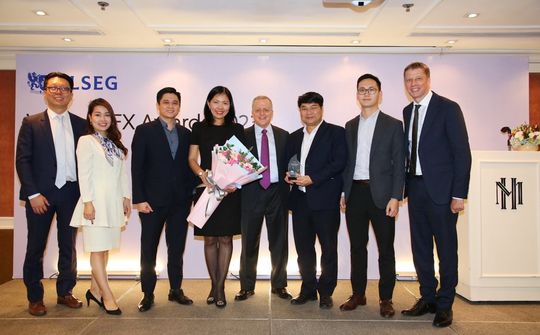 Vietcombank nhận danh hiệu Best FXall Taker tại lễ trao giải thưởng Refinitiv Vietnam FX Awards năm 2023