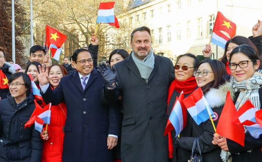 Phát huy nguồn lực người Việt Nam ở nước ngoài trong xây dựng và phát triển đất nước