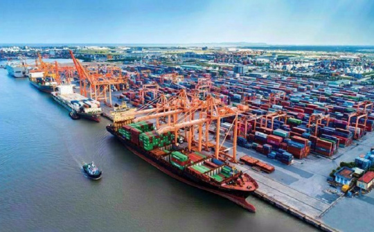 Cần hơn 300.000 tỷ đồng xây dựng hạ tầng hàng hải đến năm 2030