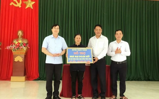 Huyện Thạch Thành (Thanh Hoá): Hàng trăm ngôi nhà được xây dựng cho người nghèo