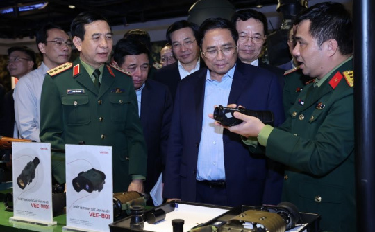 Đẩy mạnh phát triển công nghiệp quốc phòng đến năm 2030 và những năm tiếp theo