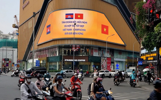 Lắng nghe những khó khăn của doanh nghiệp quảng cáo ở Thủ đô