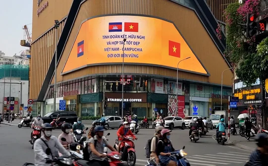 Lắng nghe những khó khăn của doanh nghiệp quảng cáo ở Thủ đô