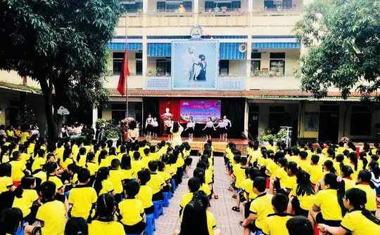 Sôi nổi Ngày hội Đọc sách tại Trường Tiểu học Đội Cung