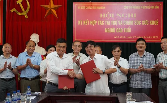 Hội nghị ký kết hợp tác tài trợ và chăm sóc sức khỏe Người cao tuổi tỉnh Ninh Bình