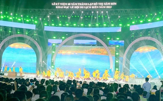 Thanh Hoá: Tưng bừng khai mạc Lễ hội du lịch biển Sầm Sơn năm 2023