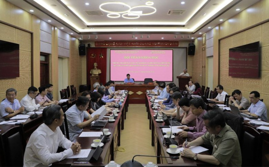 Những thành tựu xây dựng Đảng và hệ thống chính trị qua 40 năm đổi mới ở Việt Nam và những vấn đề đặt ra