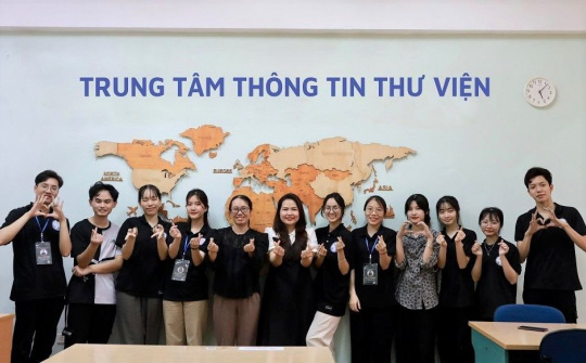 Sinh viên thiết thực chào mừng ngày lễ lớn của đất nước