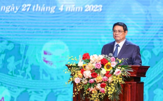 Thấu hiểu, thông cảm, chia sẻ với những vấn đề mà công nhân, người lao động phải đối mặt