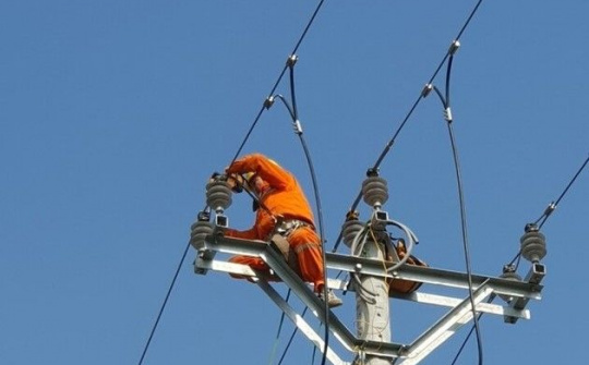 Điện lực Ý Yên tập trung nguồn lực cung ứng cho các kỳ nghỉ lễ và mùa nắng nóng