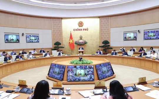 Tập trung tháo gỡ khó khăn, thúc đẩy sản xuất, kinh doanh, tạo sinh kế cho người dân