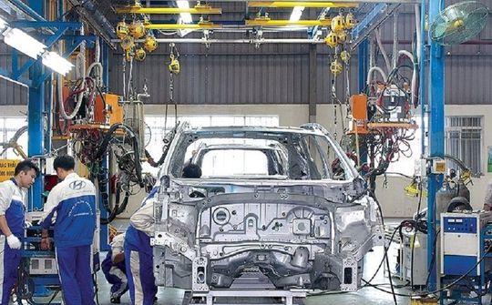 Bộ Tài chính không đồng ý giảm 50% lệ phí trước bạ với ô tô sản xuất lắp ráp trong nước