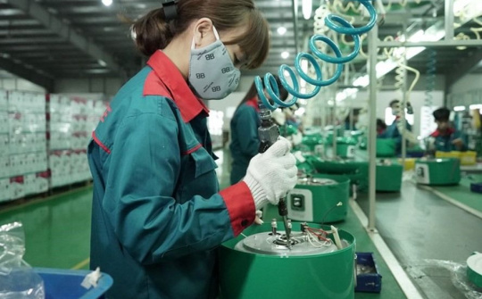 Hoàn thiện chính sách, pháp luật về hỗ trợ pháp lý cho doanh nghiệp