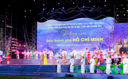 Từ Làng Sen đến thành phố Hồ Chí Minh