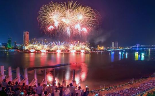 Tận hưởng Đà Nẵng cùng bữa tiệc pháo hoa DIFF 2023 và chuỗi lễ hội mùa hè rộn ràng