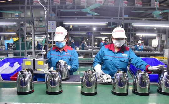Tiếp tục thực hiện quyết liệt, hiệu quả các nhiệm vụ, giải pháp tháo gỡ khó khăn cho sản xuất, kinh doanh