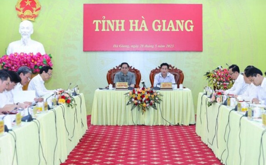 Phát triển du lịch thành ngành kinh tế mũi nhọn của Hà Giang