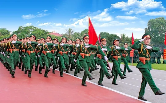 Tiếp tục thực hiện nhiều giải pháp đồng bộ, phù hợp nhằm tăng cường tiềm lực quốc phòng, bảo vệ vững chắc Tổ quốc