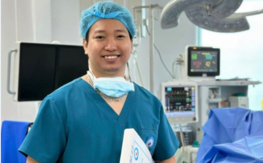 Bác sĩ nội trú Bùi Đức Ngọt: Trẻ, nhiệt huyết với nghề