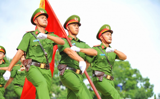 Sức mạnh bảo vệ Tổ quốc không chỉ là sức mạnh của lực lượng vũ trang mà là sức mạnh tổng hợp của quốc gia và chế độ