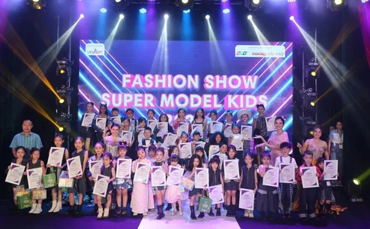 Đêm trình diễn Fashion Show Super Model Kids 2023 thành công rực rỡ