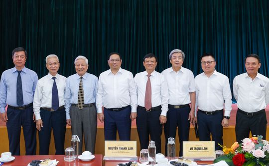 Đẩy mạnh chuyển đổi số báo chí gắn với kinh tế số báo chí