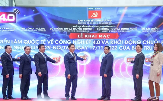Thúc đẩy chuyển đổi số, chuyển đổi xanh nhanh tạo đột phá rút ngắn quá trình công nghiệp hóa, hiện đại hóa