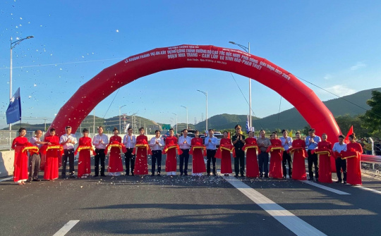 Chính thức khánh thành cao tốc Nha Trang - Cam Lâm và Vĩnh Hảo - Phan Thiết