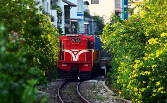 Phong trào “Đường tàu - đường hoa” được hưởng ứng tại nhiều địa phương