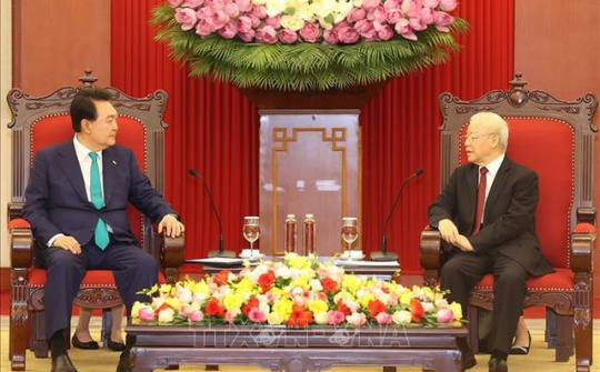 Tổng Bí thư Nguyễn Phú Trọng tiếp Tổng thống Hàn Quốc Yoon Suk Yeol