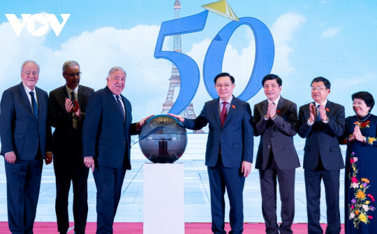 Quan hệ Việt - Pháp sau 50 năm nhìn lại