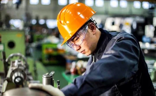 Chuyển dịch nhanh cơ cấu lao động – nhiệm vụ quan trọng trong quá trình công nghiệp hóa, hiện đại hóa