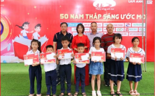 Tập đoàn Điện Quang: Hành trình “50 năm - Thắp sáng ước mơ”