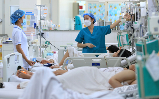 Thủ tướng Chính phủ trả lời chất vấn Đại biểu Quốc hội về chế độ chính sách với cán bộ y tế